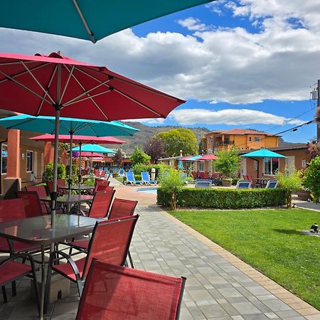 Sahara Courtyard Inn & Suites Osoyoos Εξωτερικό φωτογραφία